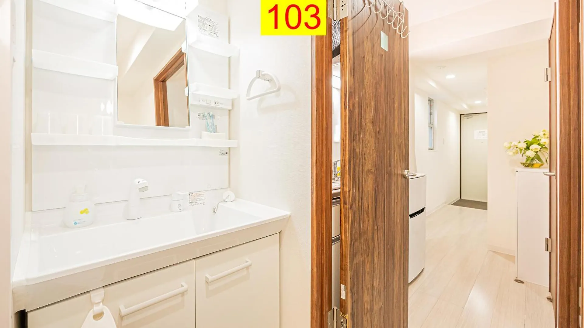 Shinjuku Downtown 1Min Walk To Metro Cozy Apt Токио Апартаменты